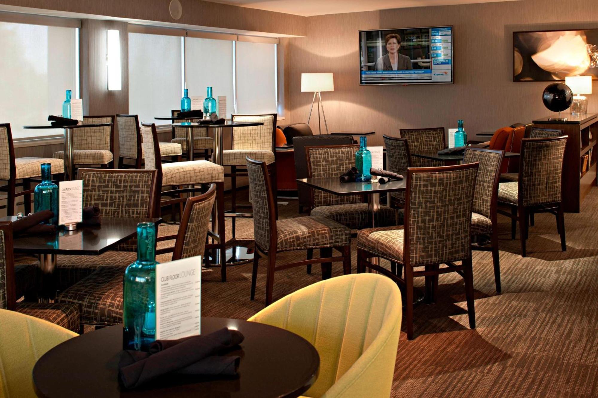 Delta By Marriott South Hotel